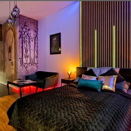 קרקוב Apartament Czarny Z Jacuzzi מראה חיצוני תמונה