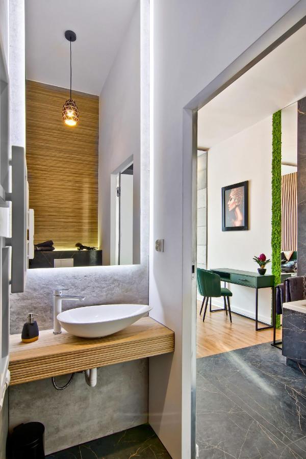 קרקוב Apartament Czarny Z Jacuzzi מראה חיצוני תמונה